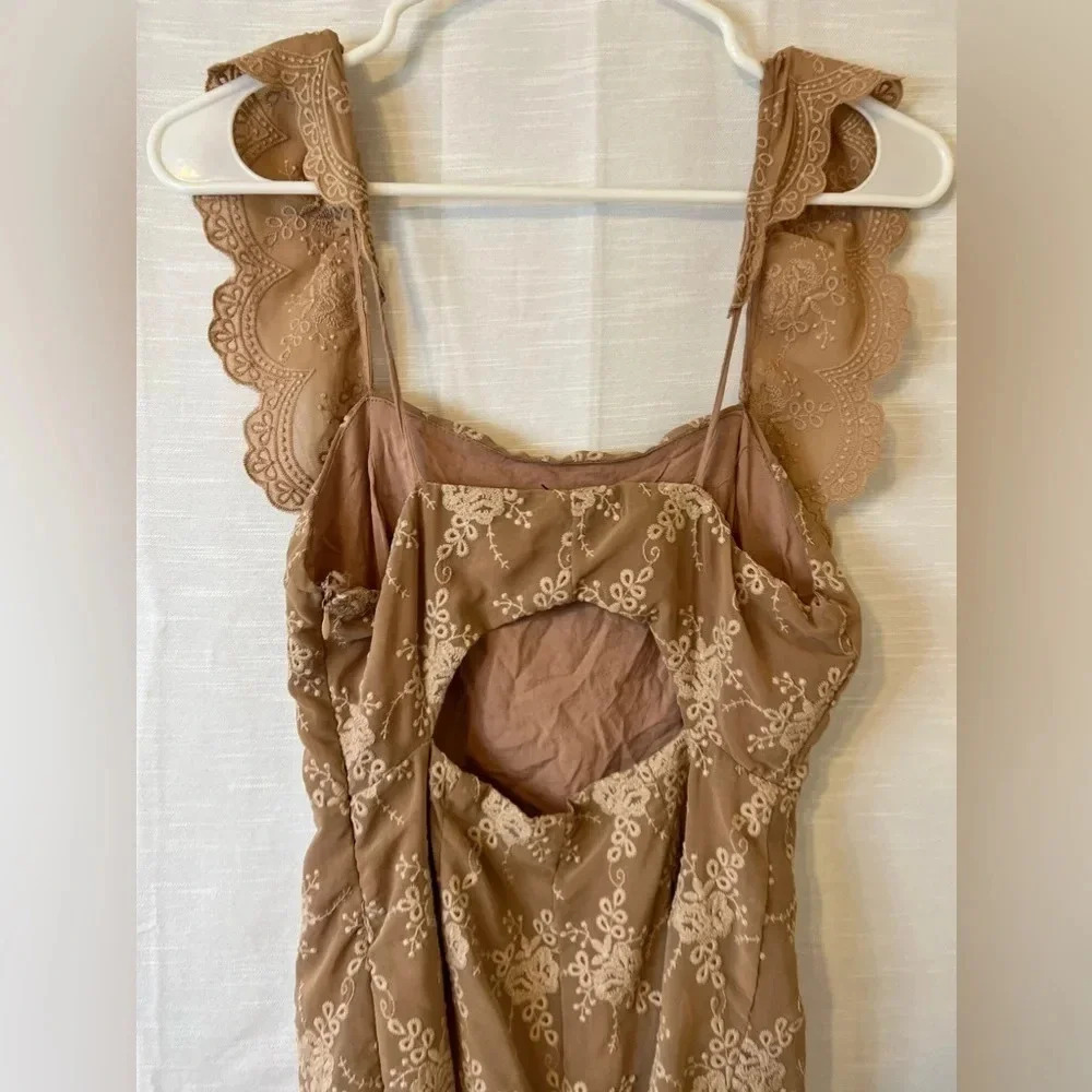 Lush Blush Lace Ruffle Romper Small - Picture 6 of 10